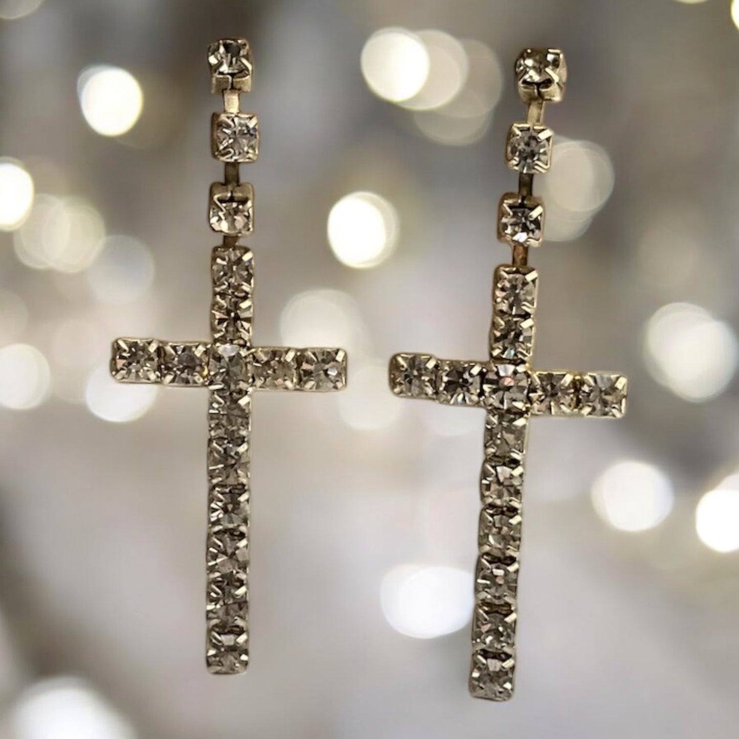 Cross Diamente Earrings